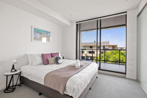 Kind bed Apt w Sofabed in Ryde - Fast Wifi, Sydney